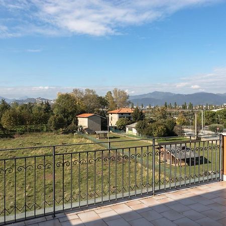 La Casetta Dei Daini - Affitti Brevi Italia Apartment Orio al Serio Luaran gambar