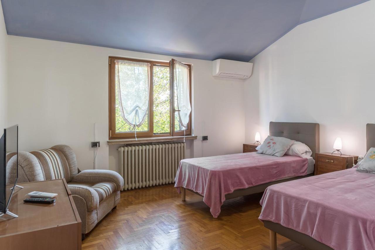 La Casetta Dei Daini - Affitti Brevi Italia Apartment Orio al Serio Luaran gambar